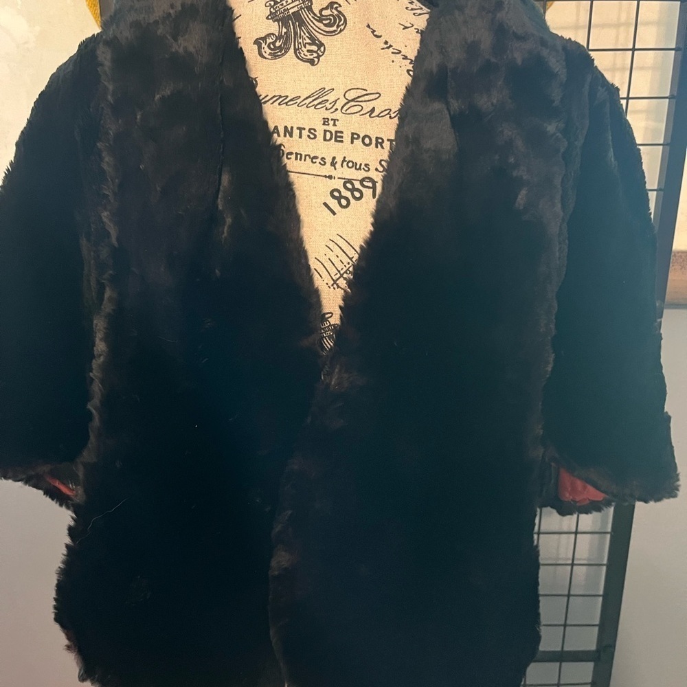 Chic Black Fur Teddy Jacket for Women capelet cape wrap stole